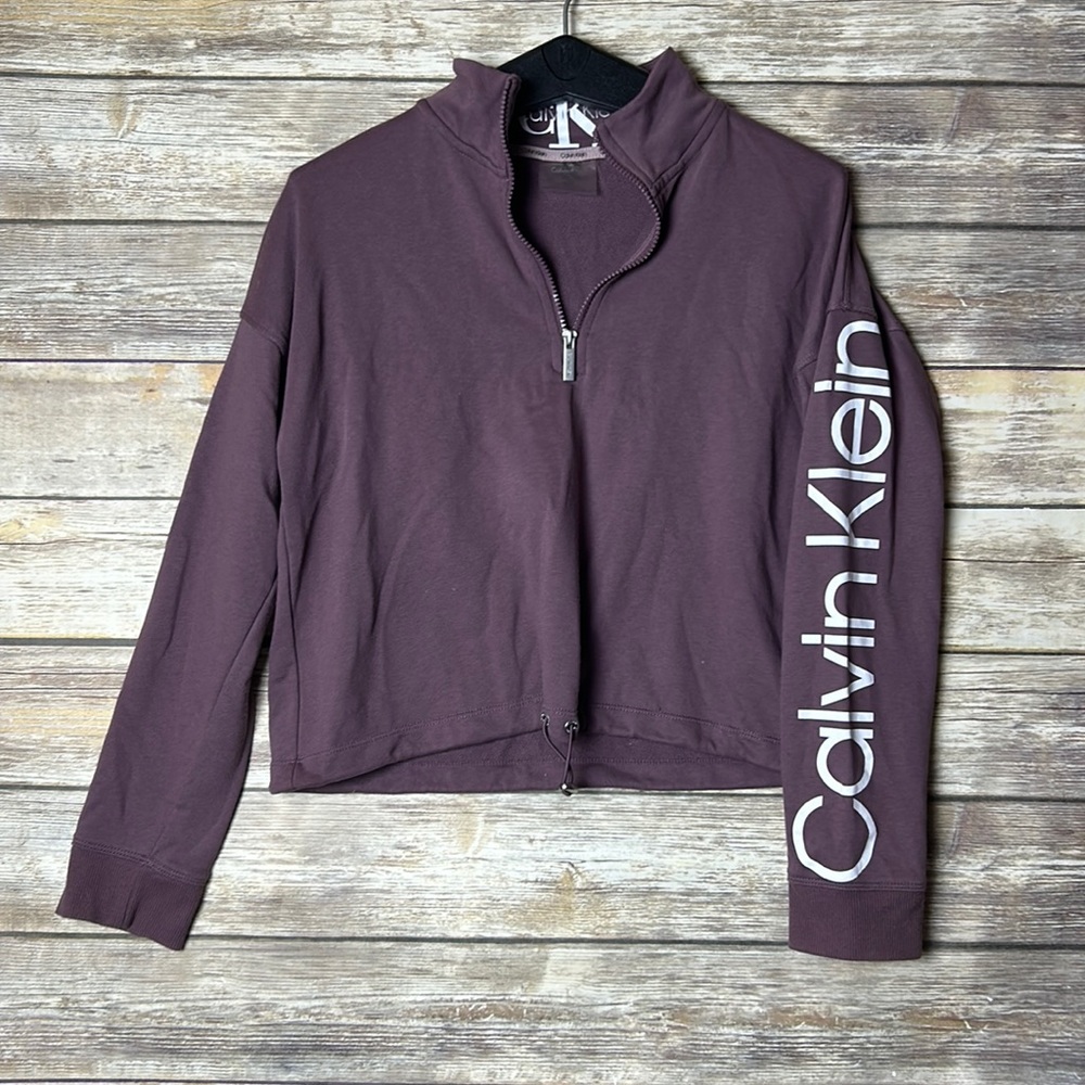 Calvin Klein crop sweater purple size medium